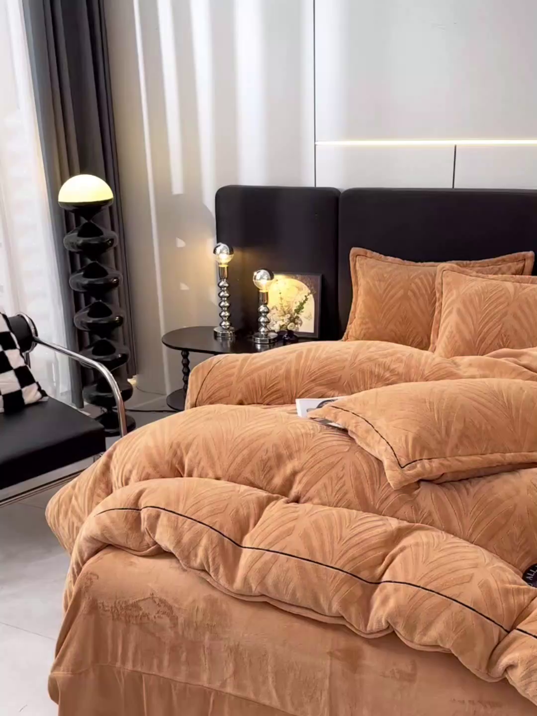 91家纺网 家纺一手货源 找家纺 （总）紫月轩家纺 2025新款牛奶绒雕花四件套