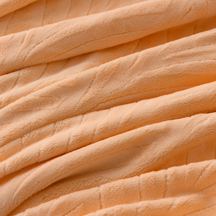 91家纺网 家纺一手货源 找家纺 紫月轩家纺 2025新款牛奶绒雕花四件套香槟-浅黄