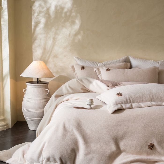 91家纺网 家纺一手货源 找家纺 佳汐蓝家纺 2025新款亲肤舒适A类糯米绒四件套 糯米绒 芝士奶