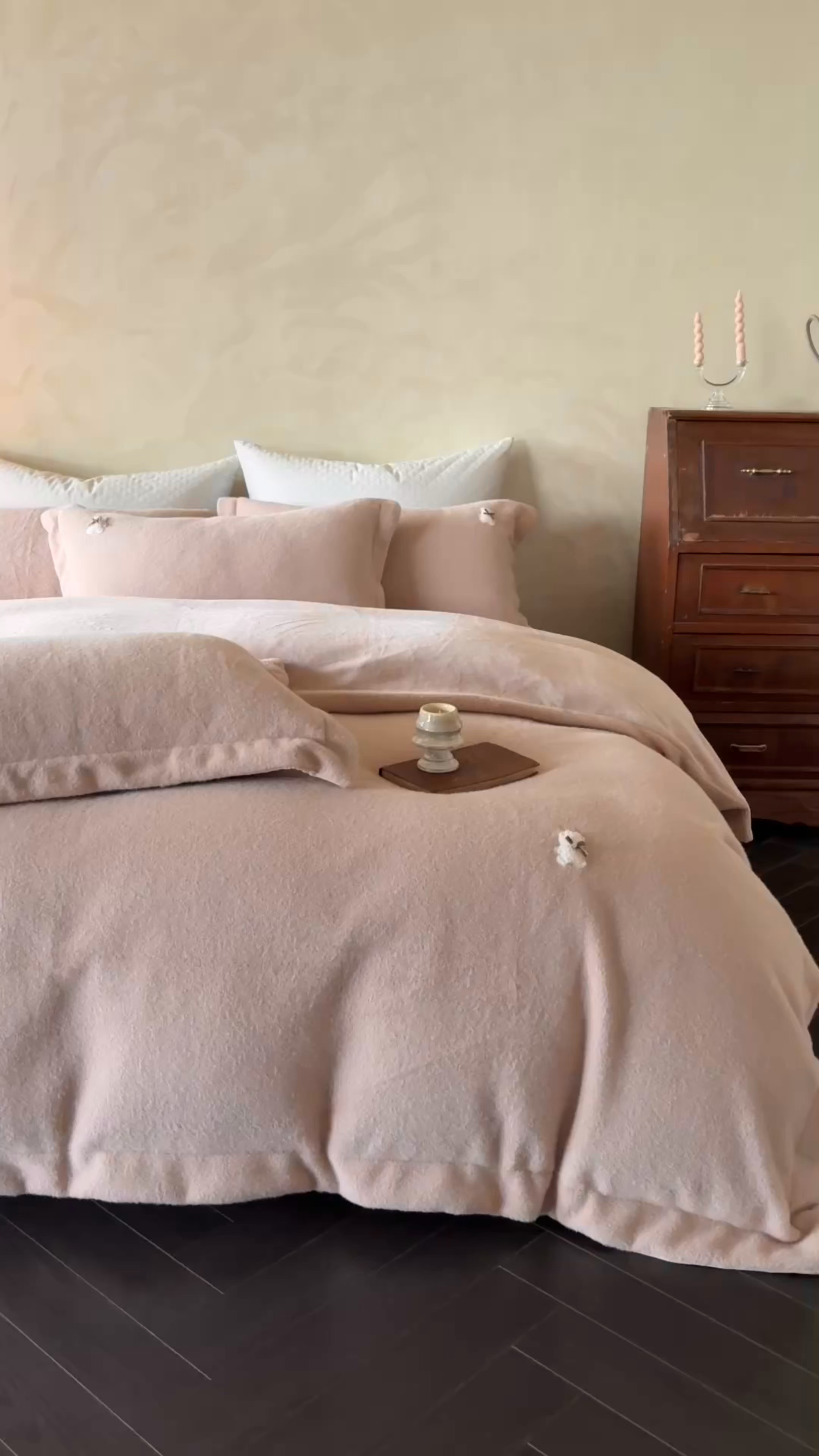 91家纺网 家纺一手货源 找家纺 （总）佳汐蓝家纺 2025新款亲肤舒适A类糯米绒四件套