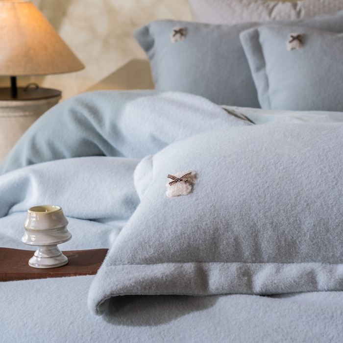 91家纺网 家纺一手货源 找家纺 佳汐蓝家纺 2025新款亲肤舒适A类糯米绒四件套 糯米绒 气泡蓝