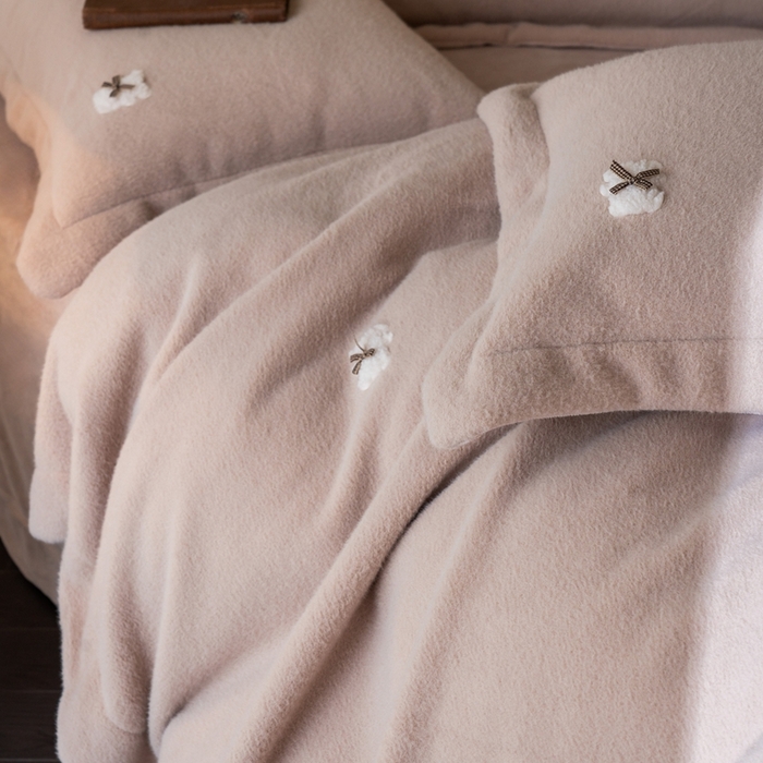 91家纺网 家纺一手货源 找家纺 佳汐蓝家纺 2025新款亲肤舒适A类糯米绒四件套 糯米绒 卡其