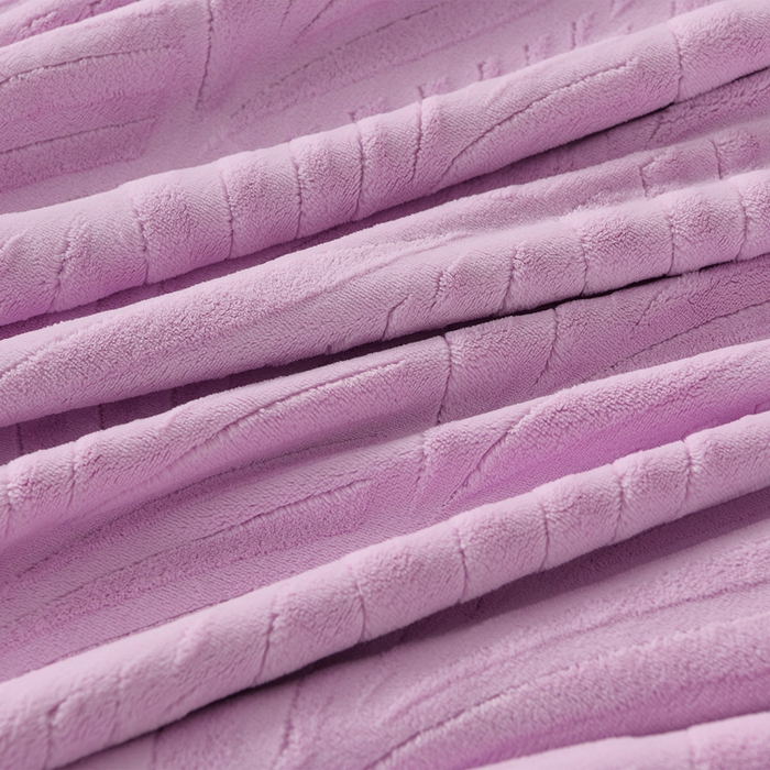 91家纺网 家纺一手货源 找家纺 紫月轩家纺 2025新款牛奶绒雕花四件套香槟-紫