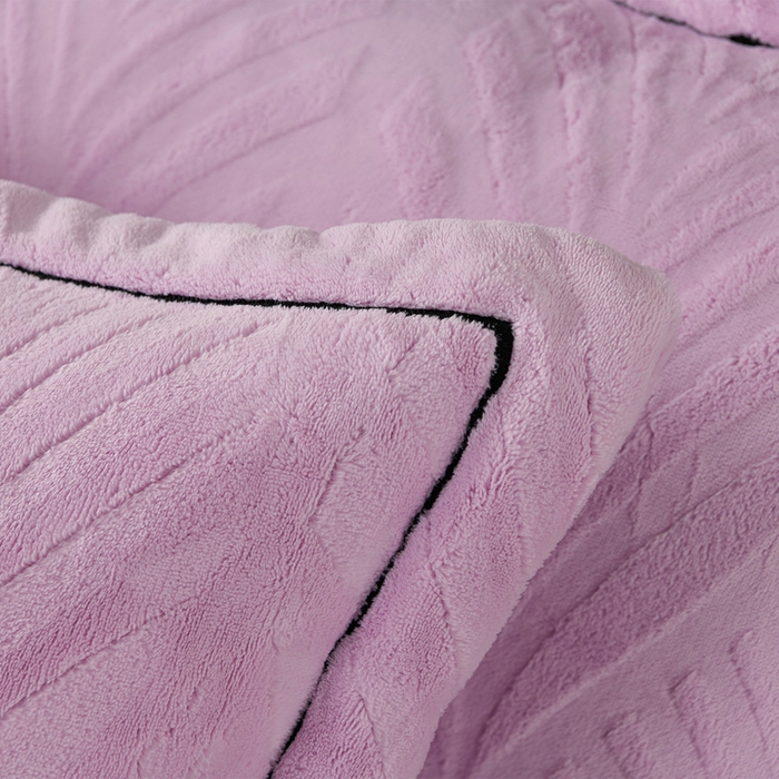 91家纺网 家纺一手货源 找家纺 紫月轩家纺 2025新款牛奶绒雕花四件套香槟-紫