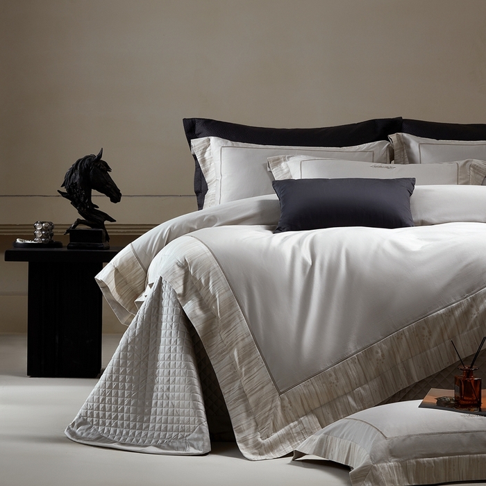 91家纺网 家纺一手货源 找家纺 佳汐蓝家纺 2025新款亲肤舒适色织提花四件套-格瑞丝 格瑞丝 铅灰