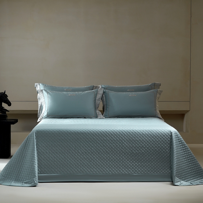 91家纺网 家纺一手货源 找家纺 佳汐蓝家纺 2025新款亲肤舒适色织提花四件套-格瑞丝 格瑞丝-北极蓝