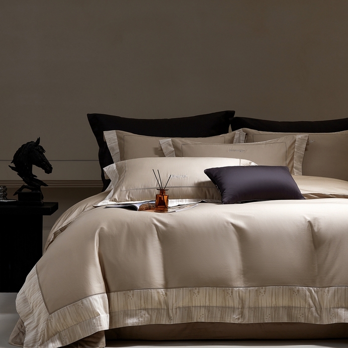 91家纺网 家纺一手货源 找家纺 佳汐蓝家纺 2025新款亲肤舒适色织提花四件套-格瑞丝 格瑞丝-檀雾咖