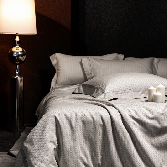 91家纺网 家纺一手货源 找家纺 佳汐蓝家纺 2025新款亲肤舒适色织提花四件套-茜茜格 茜茜格-灰