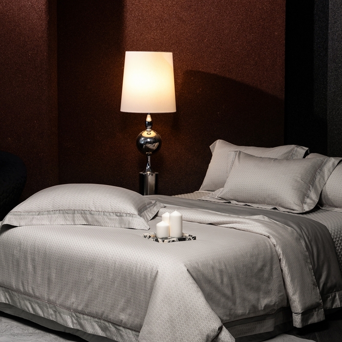 91家纺网 家纺一手货源 找家纺 佳汐蓝家纺 2025新款亲肤舒适色织提花四件套-茜茜格 茜茜格-灰