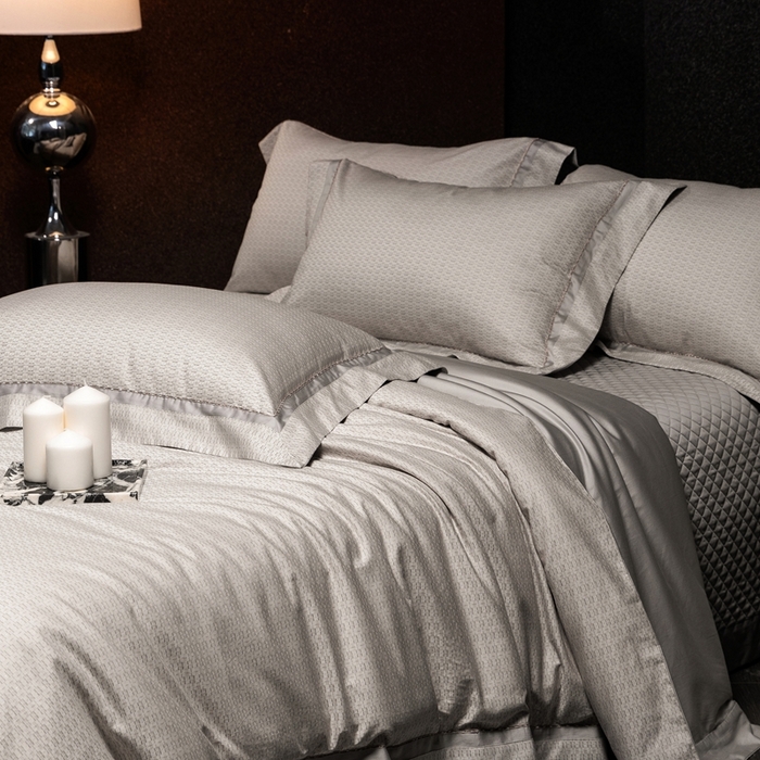 91家纺网 家纺一手货源 找家纺 佳汐蓝家纺 2025新款亲肤舒适色织提花四件套-茜茜格 茜茜格-灰