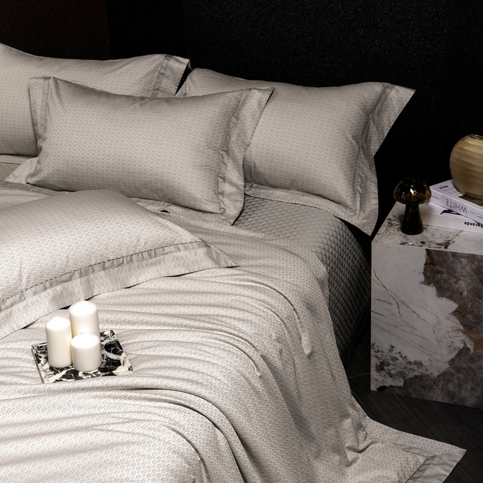 91家纺网 家纺一手货源 找家纺 佳汐蓝家纺 2025新款亲肤舒适色织提花四件套-茜茜格 茜茜格-灰