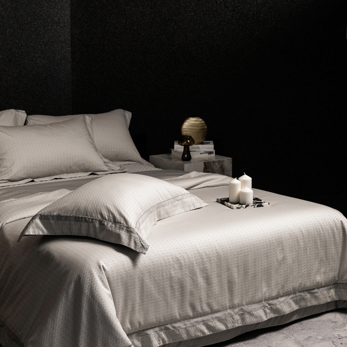 91家纺网 家纺一手货源 找家纺 佳汐蓝家纺 2025新款亲肤舒适色织提花四件套-茜茜格 茜茜格-灰