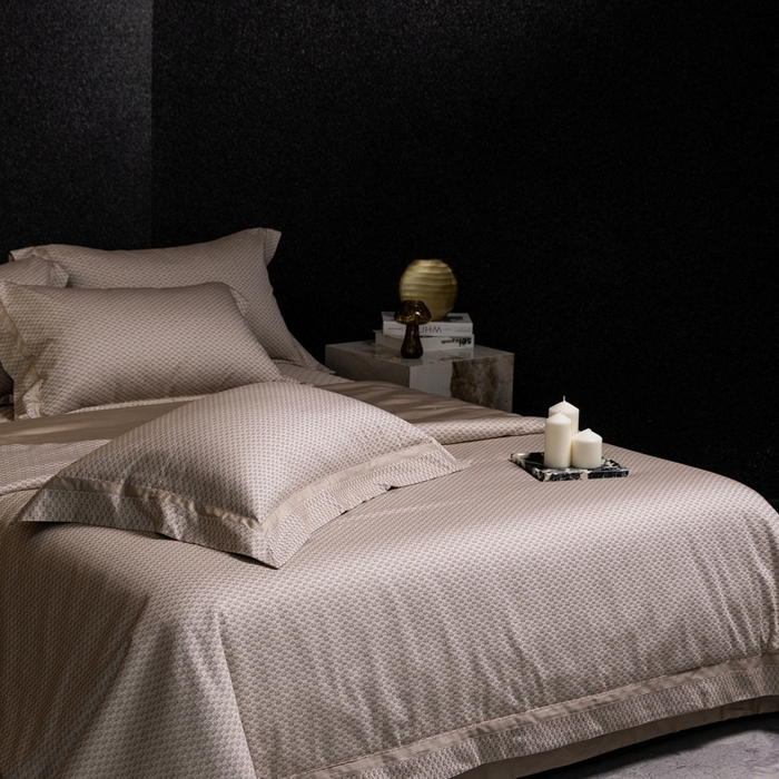 91家纺网 家纺一手货源 找家纺 佳汐蓝家纺 2025新款亲肤舒适色织提花四件套-茜茜格 茜茜格-咖