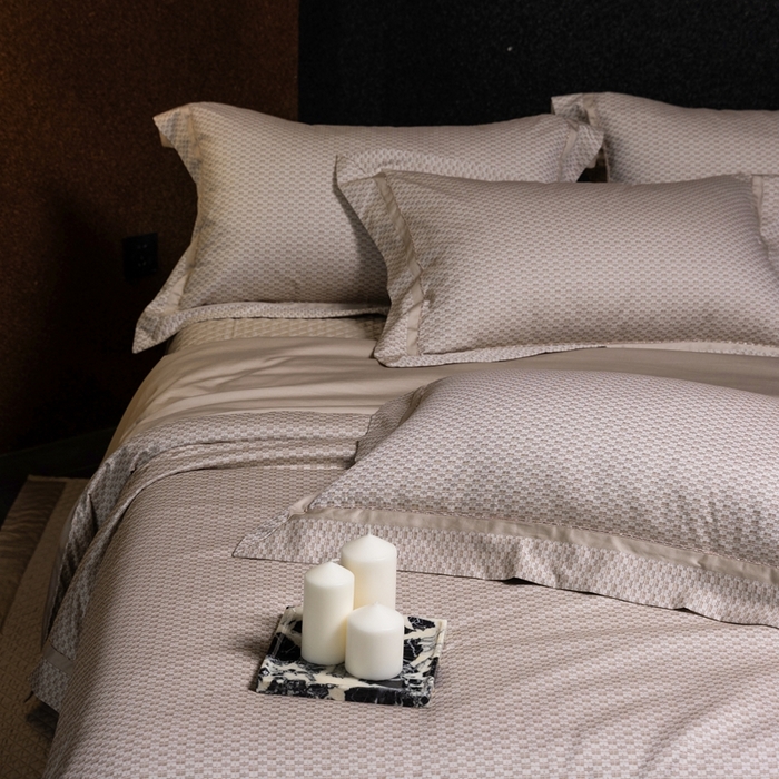 91家纺网 家纺一手货源 找家纺 佳汐蓝家纺 2025新款亲肤舒适色织提花四件套-茜茜格 茜茜格-咖