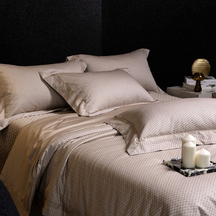 91家纺网 家纺一手货源 找家纺 佳汐蓝家纺 2025新款亲肤舒适色织提花四件套-茜茜格 茜茜格-咖