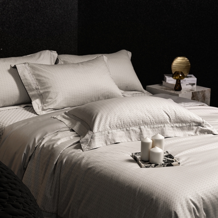 91家纺网 家纺一手货源 找家纺 佳汐蓝家纺 2025新款亲肤舒适色织提花四件套-茜茜格 茜茜格-灰