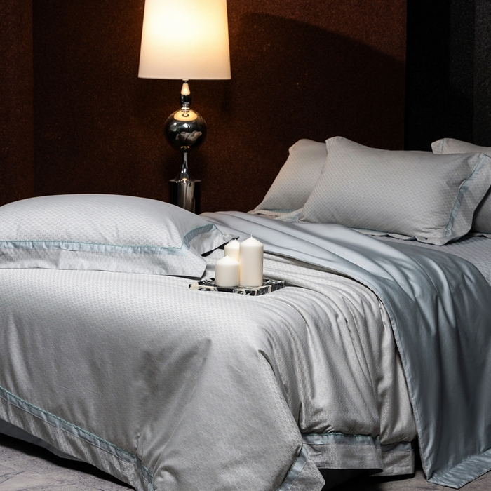 91家纺网 家纺一手货源 找家纺 佳汐蓝家纺 2025新款亲肤舒适色织提花四件套-茜茜格 茜茜格-蓝