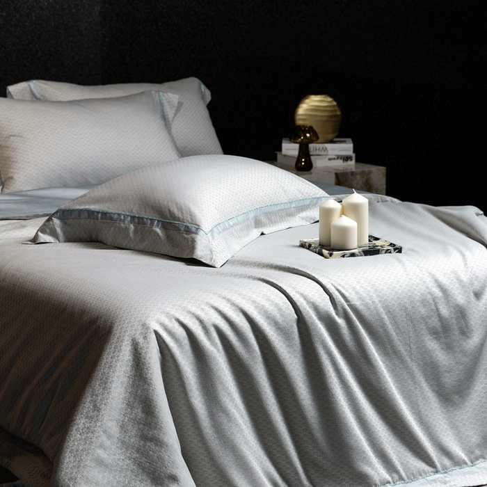 91家纺网 家纺一手货源 找家纺 佳汐蓝家纺 2025新款亲肤舒适色织提花四件套-茜茜格 茜茜格-蓝