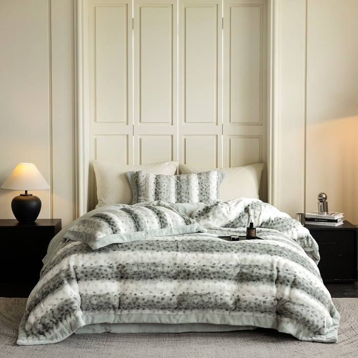 91家纺网 家纺一手货源 找家纺 佳汐蓝家纺 2025新款亲肤舒适A类波点兔毛绒四件套-波点兔毛 波点兔毛-浅绿