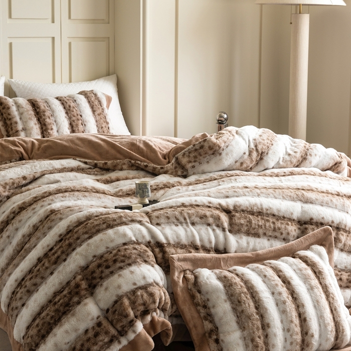 91家纺网 家纺一手货源 找家纺 （总）佳汐蓝家纺 2025新款亲肤舒适A类波点兔毛绒四件套-波点兔毛