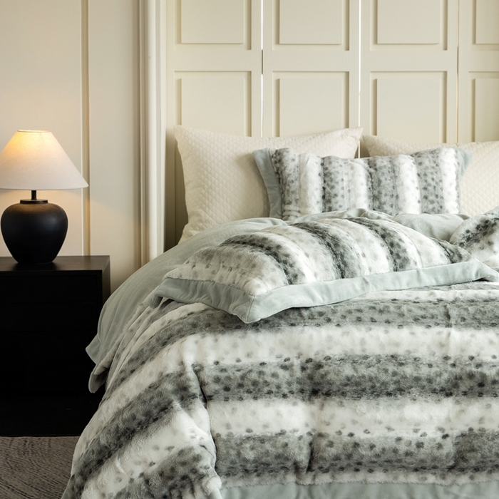 91家纺网 家纺一手货源 找家纺 佳汐蓝家纺 2025新款亲肤舒适A类波点兔毛绒四件套-波点兔毛 波点兔毛-浅绿