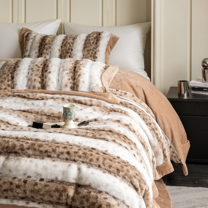 91家纺网 家纺一手货源 找家纺 （总）佳汐蓝家纺 2025新款亲肤舒适A类波点兔毛绒四件套-波点兔毛