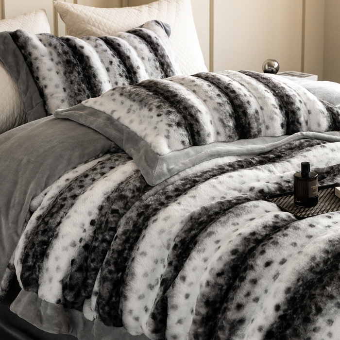 91家纺网 家纺一手货源 找家纺 佳汐蓝家纺 2025新款亲肤舒适A类波点兔毛绒四件套-波点兔毛 波点兔毛-深灰