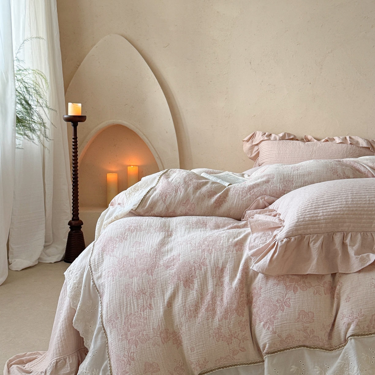 91家纺网 家纺一手货源 找家纺 漫调家纺 2025新款棉麻提花床盖四件套-棉麻絮语 棉麻絮语-粉