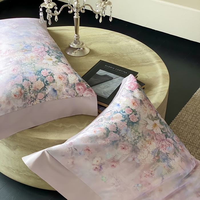 91家纺网 家纺一手货源 找家纺 太古汇家居 2025新款长绒棉纯棉活性丝光工艺数码印花四件套 陌上花开-紫