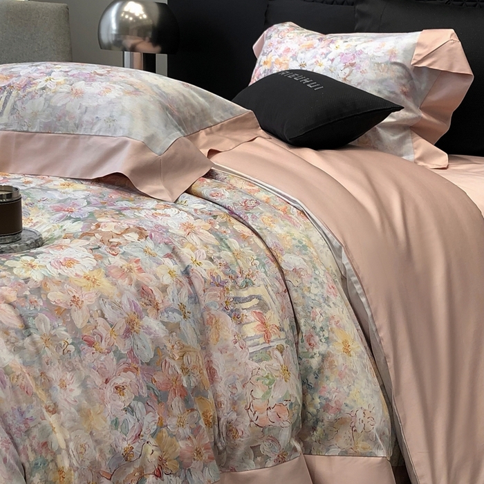 91家纺网 家纺一手货源 找家纺 太古汇家居 2025新款长绒棉纯棉活性丝光工艺数码印花四件套 花慕里-藕粉玉