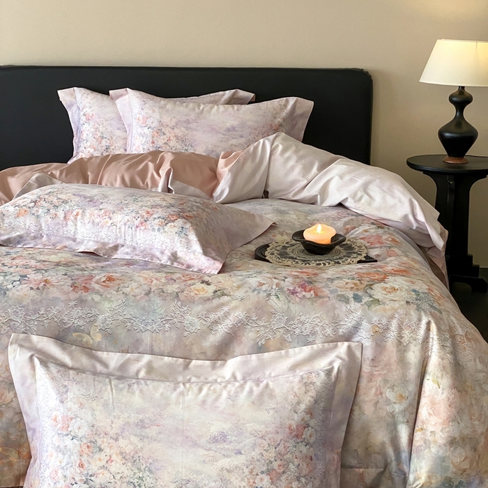 91家纺网 家纺一手货源 找家纺 太古汇家居 2025新款长绒棉纯棉活性丝光工艺数码印花四件套 花间集-柔雾玉