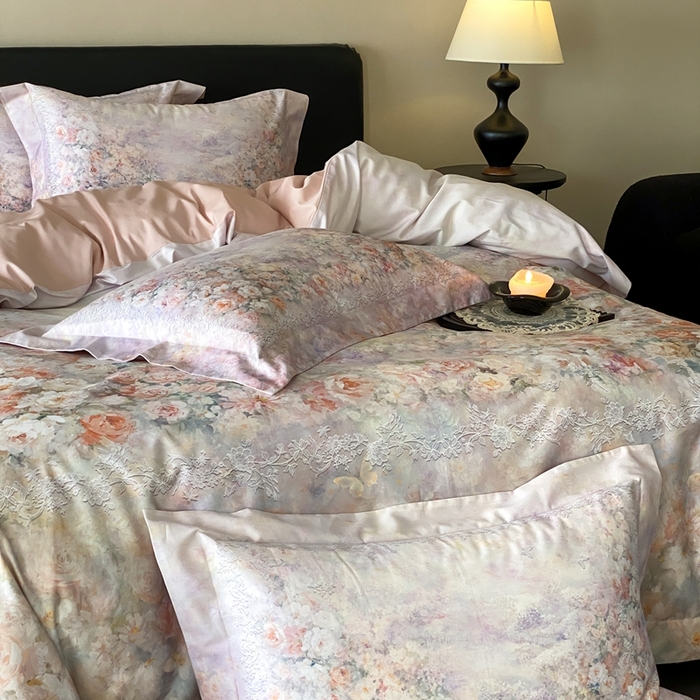 91家纺网 家纺一手货源 找家纺 太古汇家居 2025新款长绒棉纯棉活性丝光工艺数码印花四件套 花间集-柔雾玉