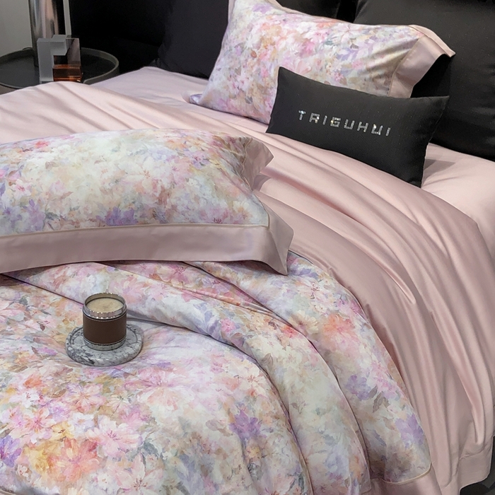 91家纺网 家纺一手货源 找家纺 太古汇家居 2025新款长绒棉纯棉活性丝光工艺数码印花四件套 苒晞-粉