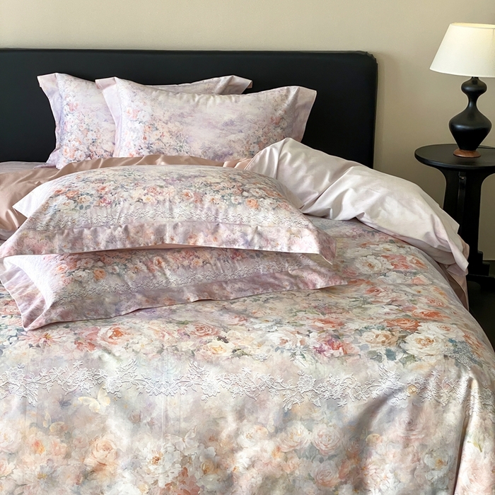 91家纺网 家纺一手货源 找家纺 太古汇家居 2025新款长绒棉纯棉活性丝光工艺数码印花四件套 花间集-柔雾玉