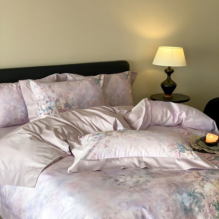 91家纺网 家纺一手货源 找家纺 太古汇家居 2025新款长绒棉纯棉活性丝光工艺数码印花四件套 陌上花开-紫