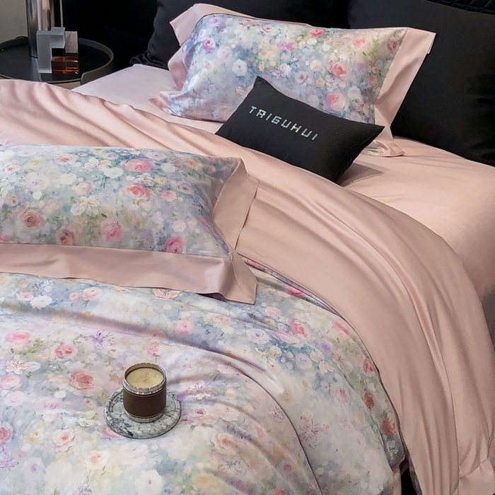 91家纺网 家纺一手货源 找家纺 太古汇家居 2025新款长绒棉纯棉活性丝光工艺数码印花四件套 花屿星辰-粉