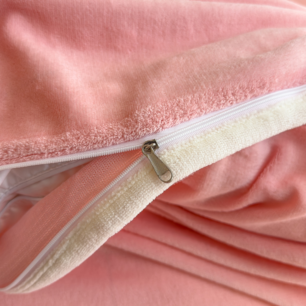 91家纺网 家纺一手货源 找家纺 N先生_2025新款牛奶绒纯色包边四件套 玫瑰粉