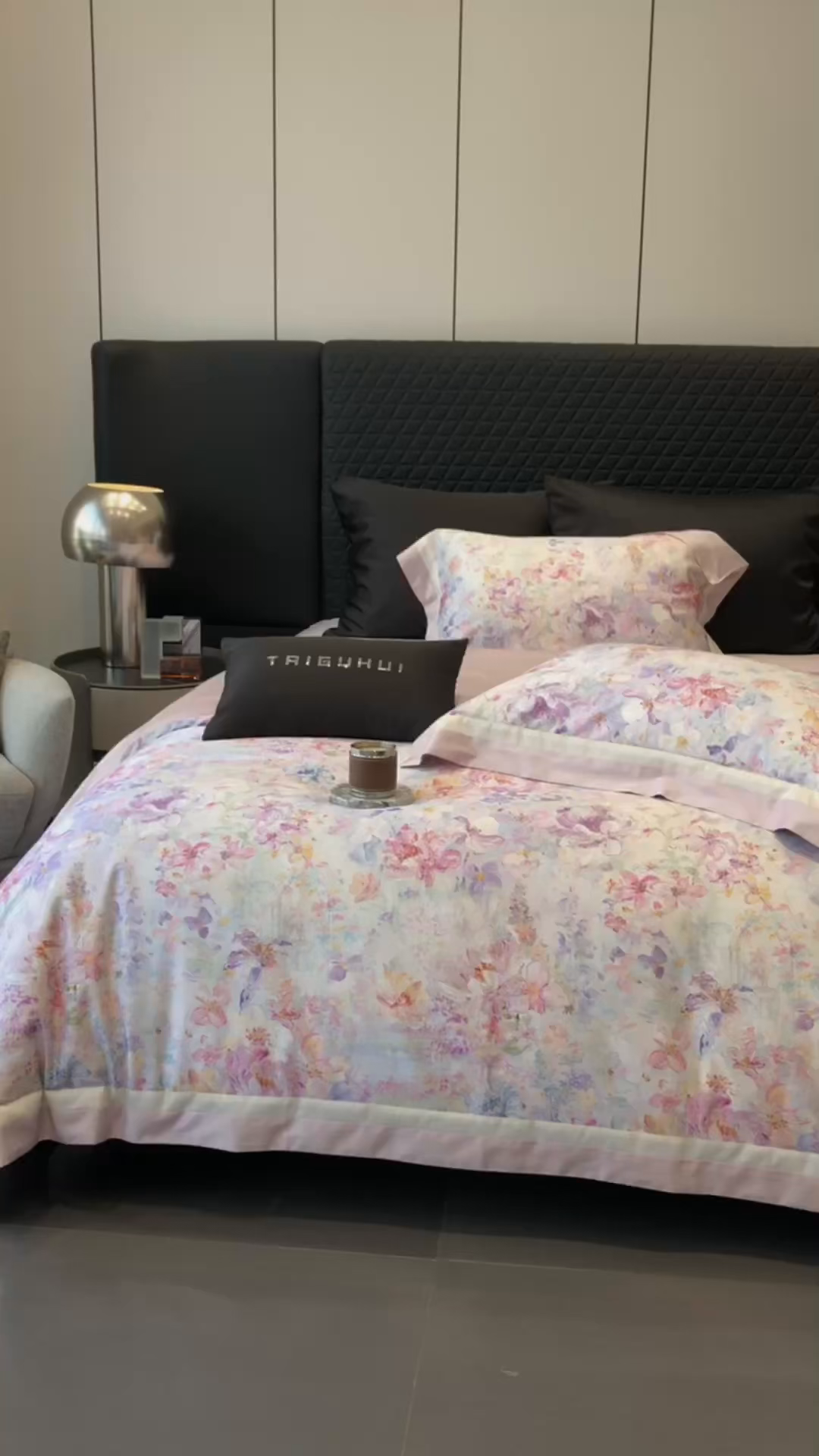 91家纺网 家纺一手货源 找家纺 太古汇家居 2025新款长绒棉纯棉活性丝光工艺数码印花四件套 一亩花棠-粉