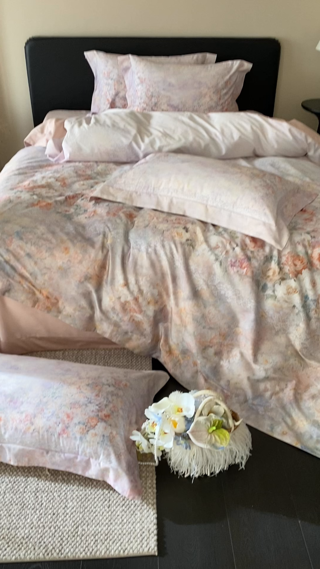 91家纺网 家纺一手货源 找家纺 太古汇家居 2025新款长绒棉纯棉活性丝光工艺数码印花四件套 花间集-柔雾玉