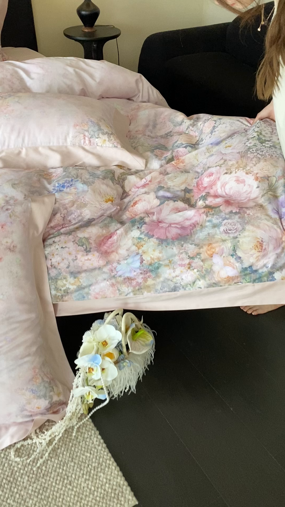 91家纺网 家纺一手货源 找家纺 太古汇家居 2025新款长绒棉纯棉活性丝光工艺数码印花四件套 陌上花开-粉