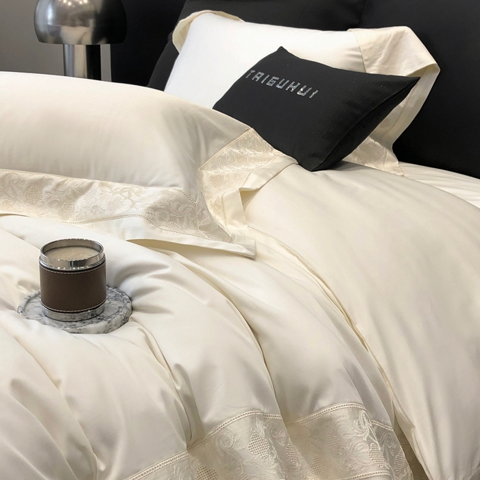 91家纺网 家纺一手货源 找家纺 太古汇家居 2025新款长绒棉纯棉打孔镂空四件套-赫莲娜 赫莲娜-奶昔白