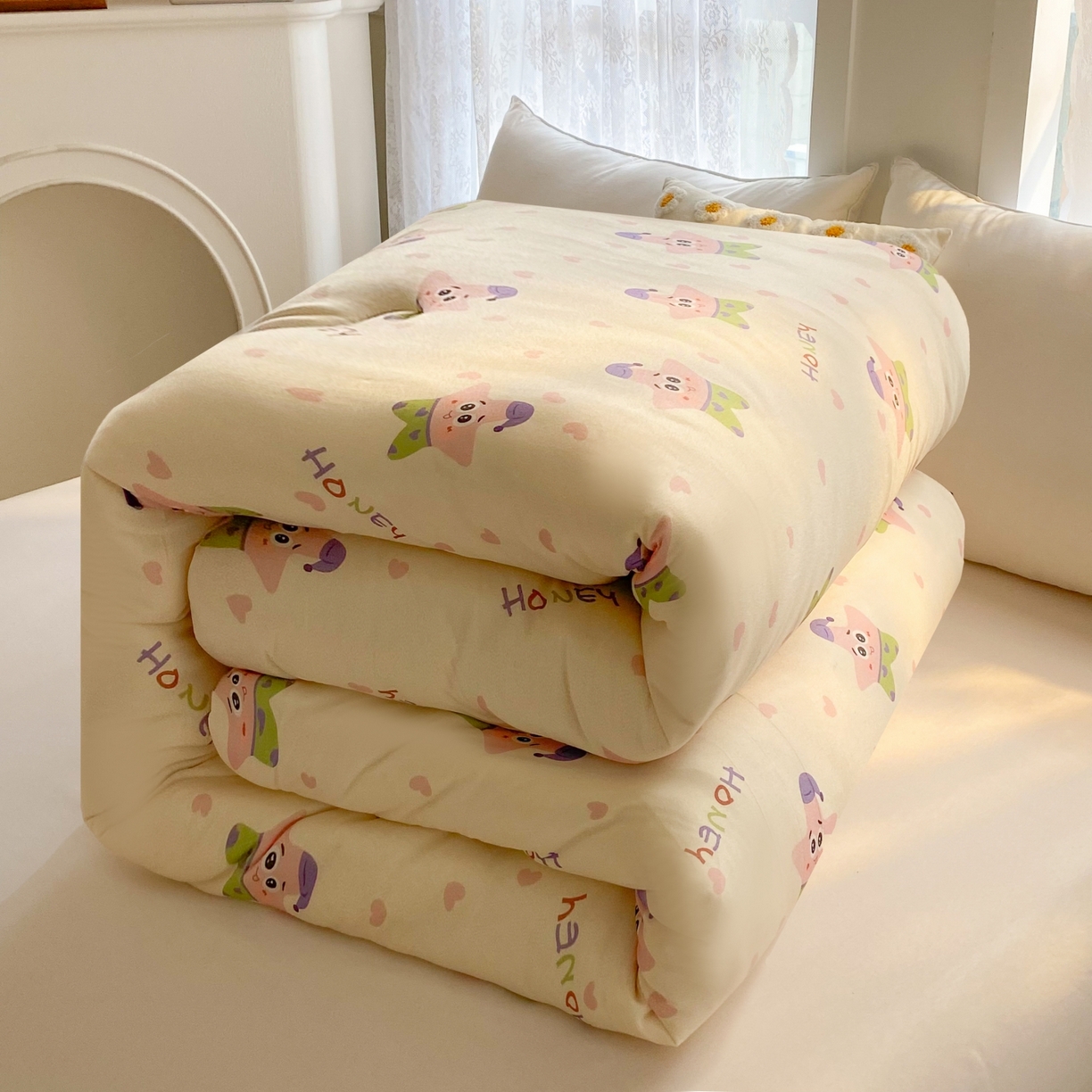 91家纺网 家纺一手货源 找家纺 小叮当家纺仓储工厂店 2025新款A类母婴级宝宝被子豆豆绒牛奶针织棉被子大豆被春秋被秋冬被婴童被夏凉被 牛奶针织被-快乐海星