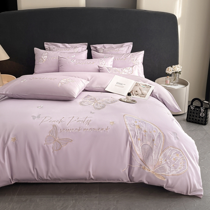 91家纺网 家纺一手货源 找家纺 博纳家纺 2025新款纯棉绣花四件套-蝶舞飞扬 优雅紫