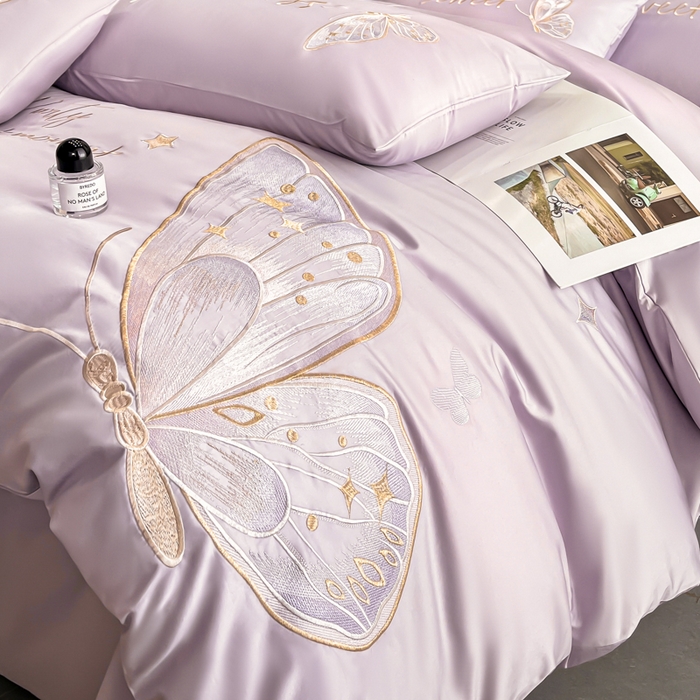 91家纺网 家纺一手货源 找家纺 博纳家纺 2025新款纯棉绣花四件套-蝶舞飞扬 优雅紫