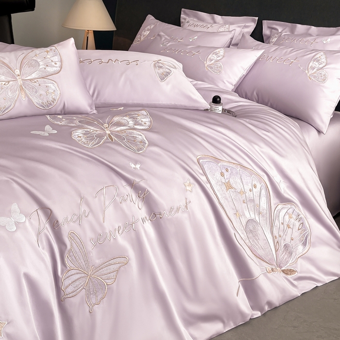 91家纺网 家纺一手货源 找家纺 博纳家纺 2025新款纯棉绣花四件套-蝶舞飞扬 优雅紫