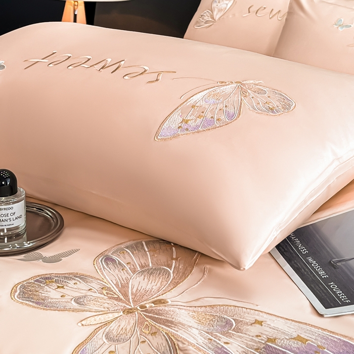 91家纺网 家纺一手货源 找家纺 博纳家纺 2025新款纯棉绣花四件套-蝶舞飞扬 玉色