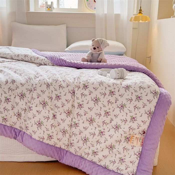 91家纺网 家纺一手货源 找家纺 默忆 2025新款全棉豆豆绒被子豆豆被冬被被芯 花香怡人