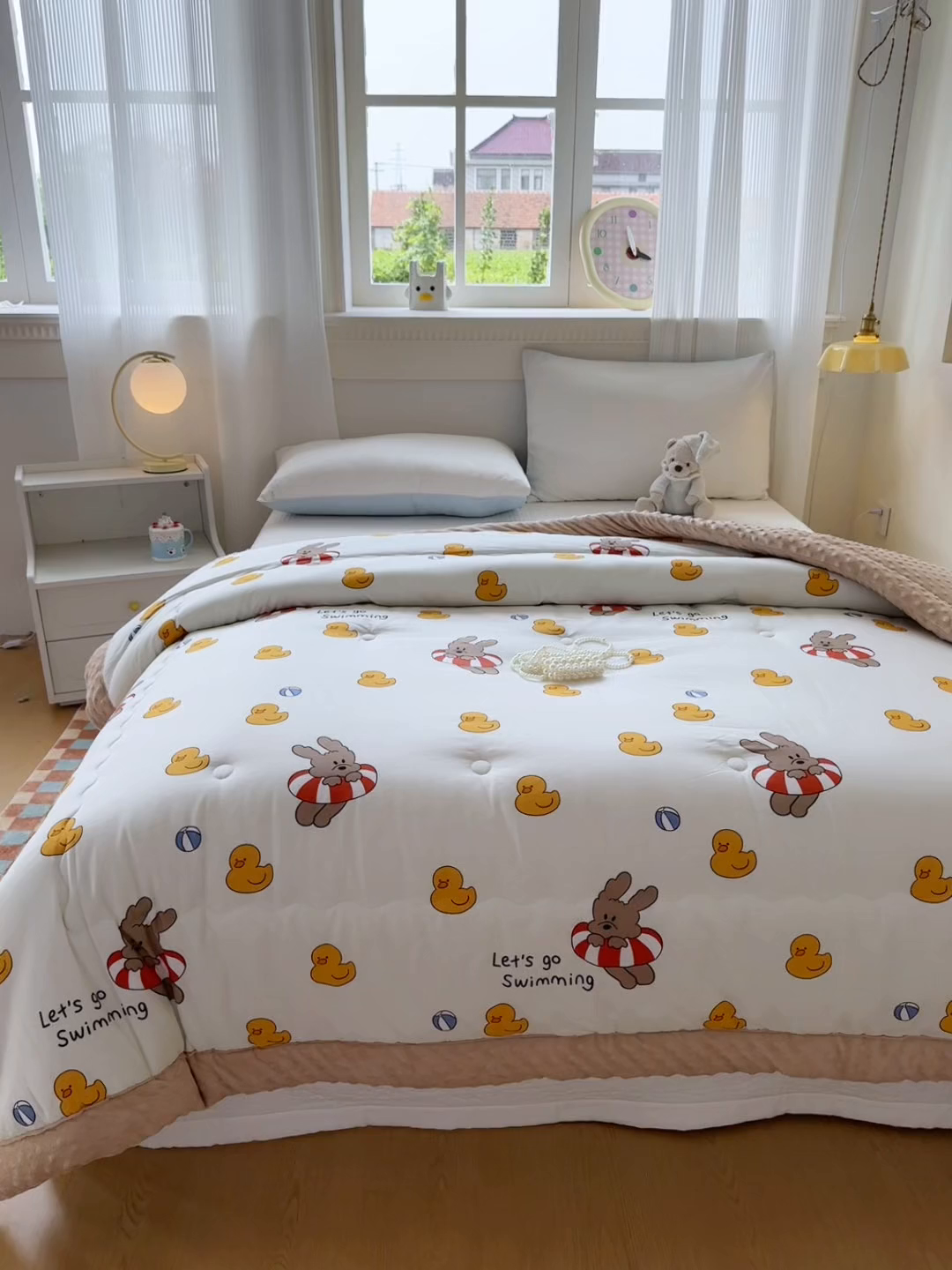 91家纺网 家纺一手货源 找家纺 默忆 2025新款全棉豆豆绒被子豆豆被冬被被芯 游泳小狗