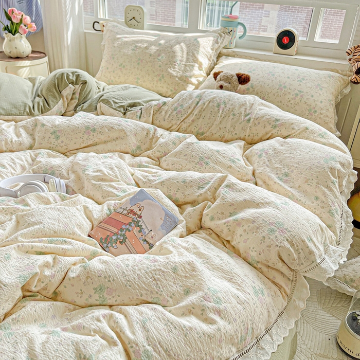 91家纺网 家纺一手货源 找家纺 梦纤绒 2025新款云感木棉皱皱双层纱全棉花边四件套 薄荷微凉