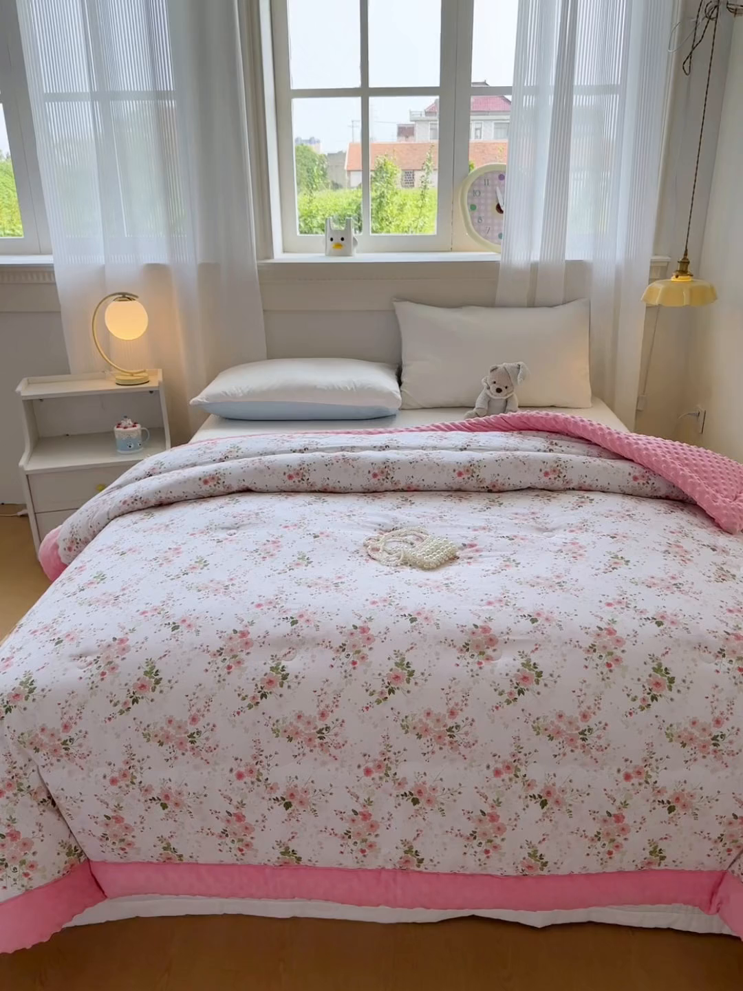 91家纺网 家纺一手货源 找家纺 默忆 2025新款全棉豆豆绒被子豆豆被冬被被芯 花间漫舞